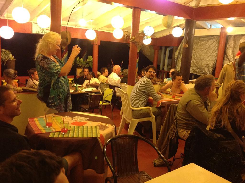 Rainbow Beach Apartments & Rooms Calibishie 部屋 写真
